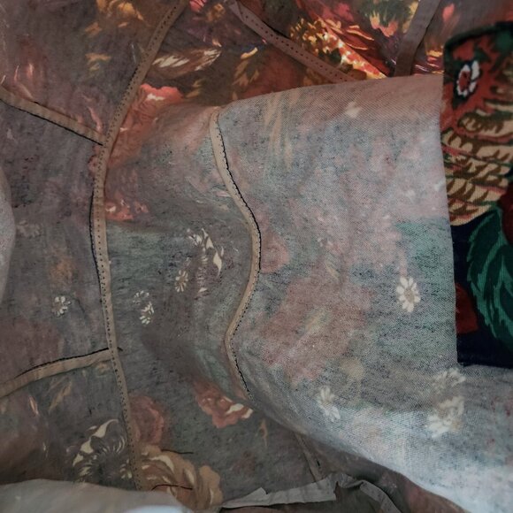 Floral Canvas Overnight Duffle Bag - Picture 2 of 4